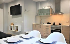 Alguera Hola Apartments